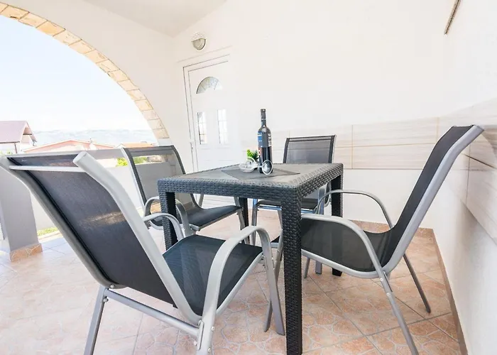 Apartment Skundric Vir