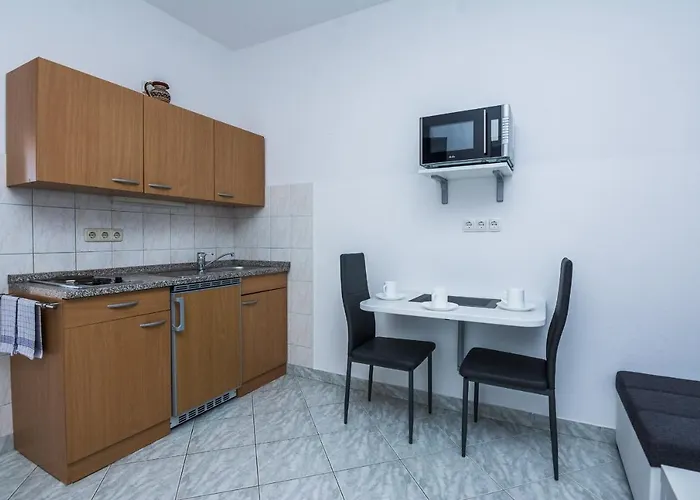 Skundric Apartment *
