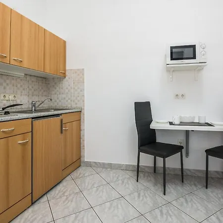 Skundric Apartment Vir